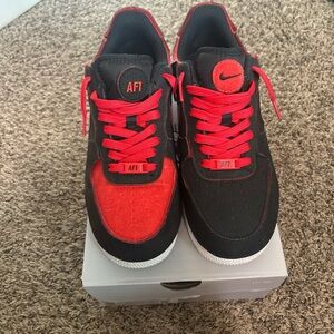 Nike Air Force 1 Low '07 SE black and red